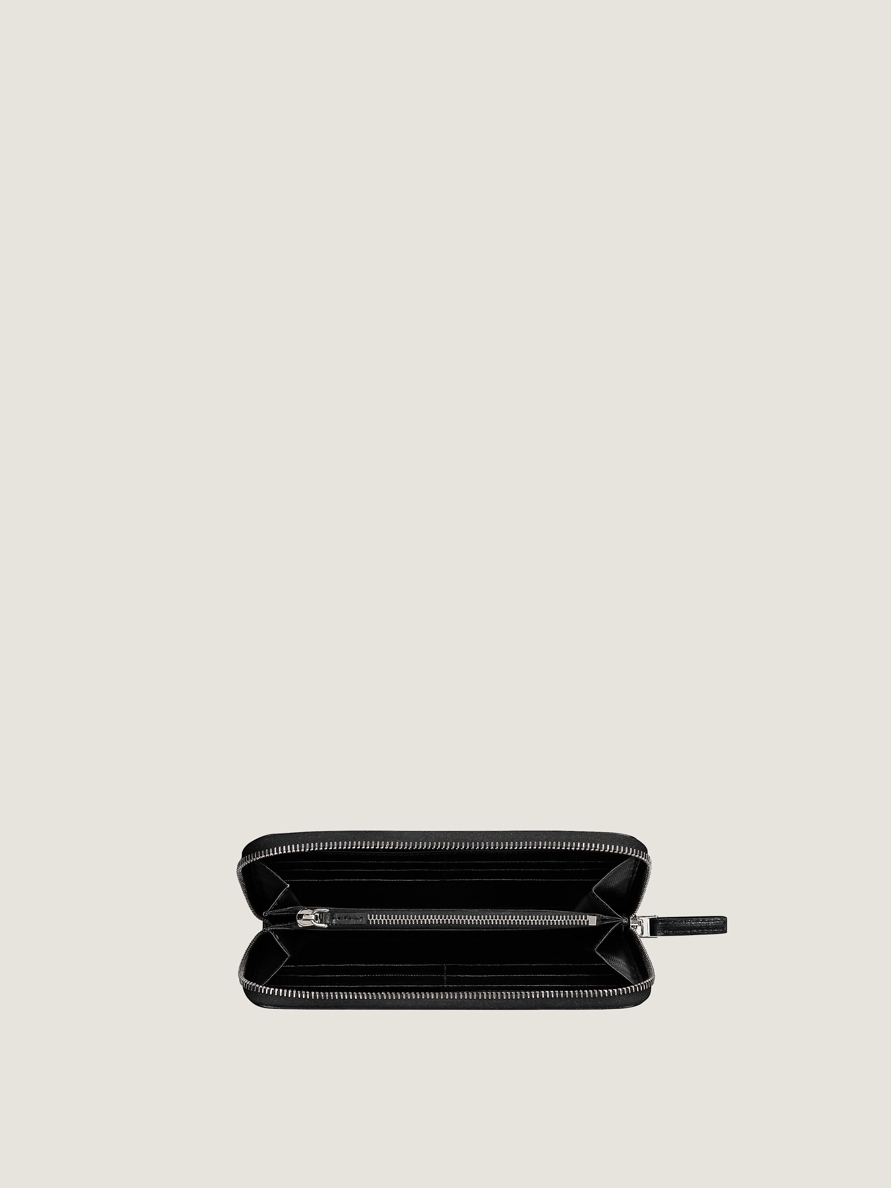 Zipped wallet in 4G Classic leather